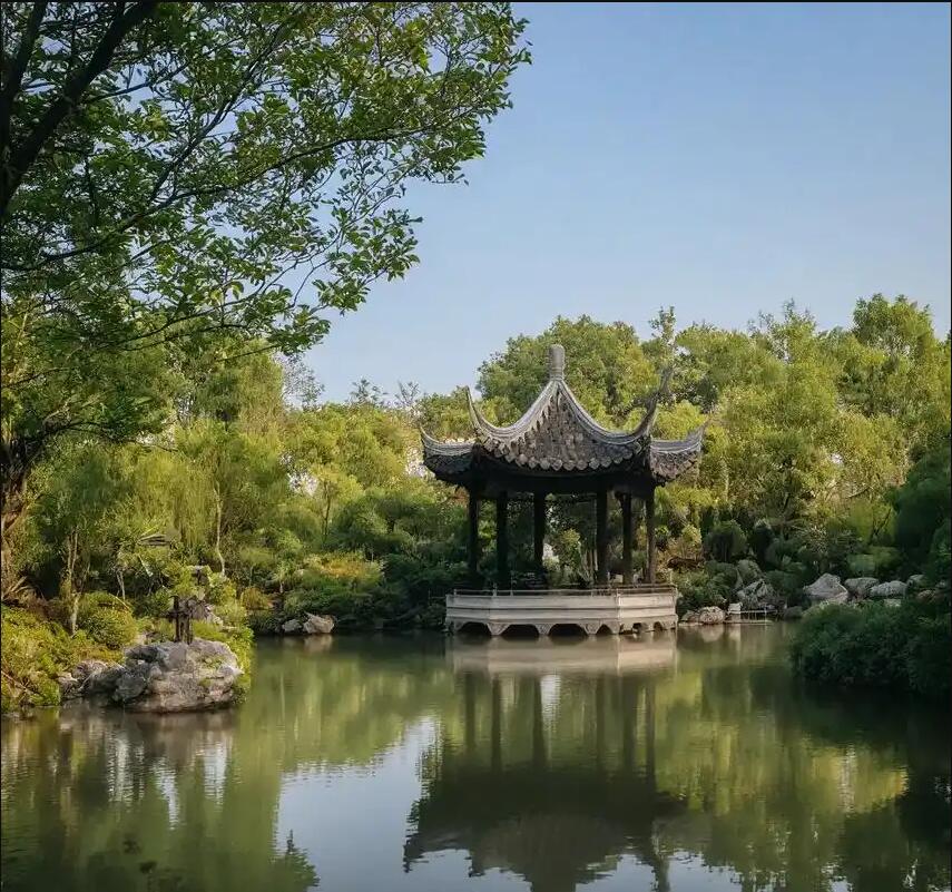 上海青浦梦碎餐饮有限公司